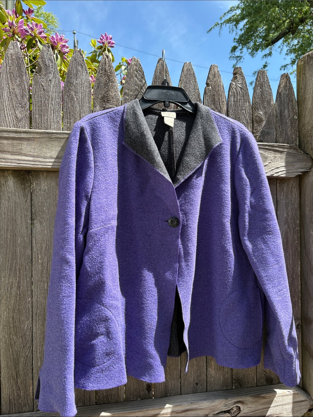Sigrid Olsen Sport large single button cape style jacket.